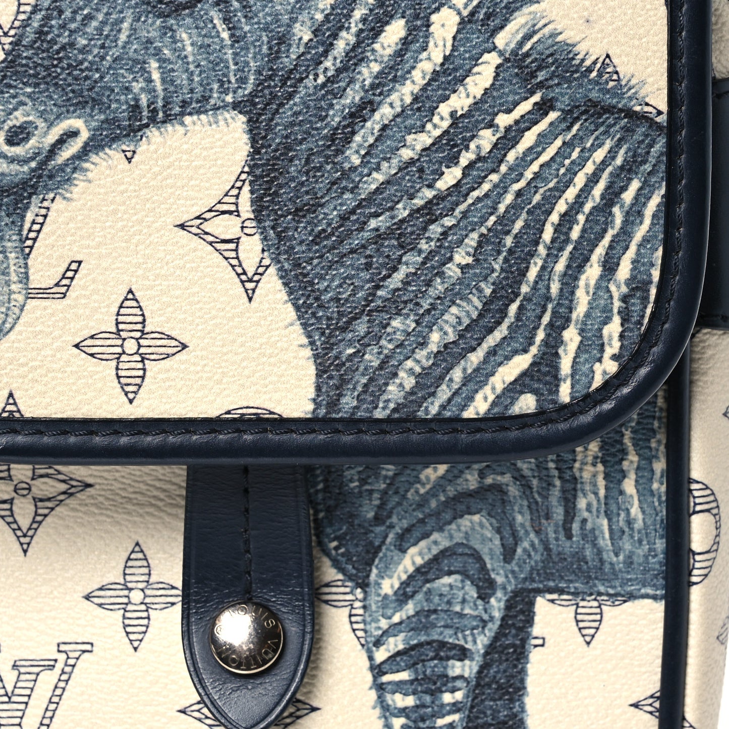 Savane Monogram Zebra Chapman Messenger BB White