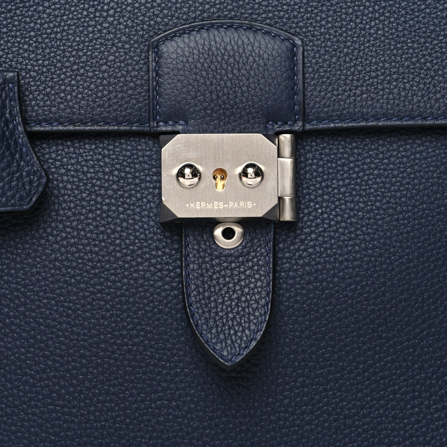 Togo Sac A Depeches 29 Messenger Bag Bleu Nuit