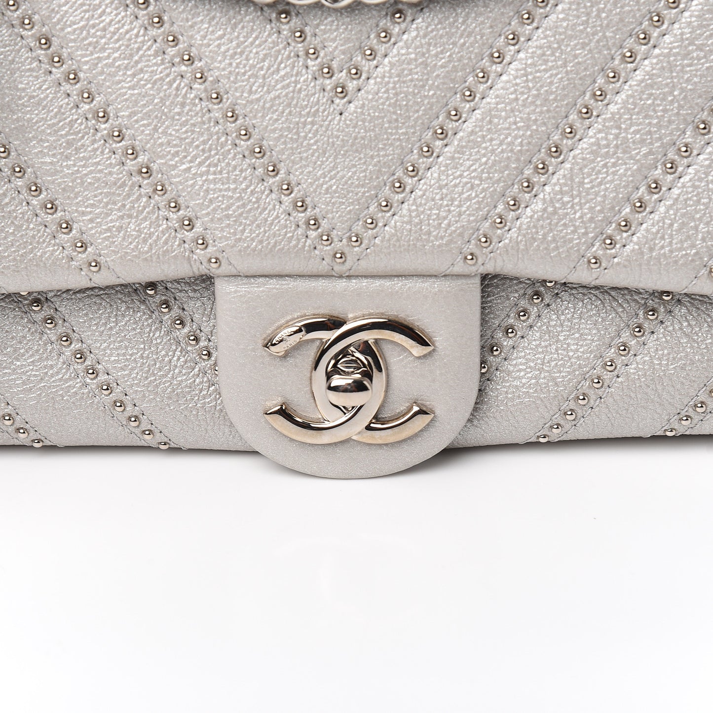 Calfskin Studded Chevron Quilted Small Stud Wars Flap Silver