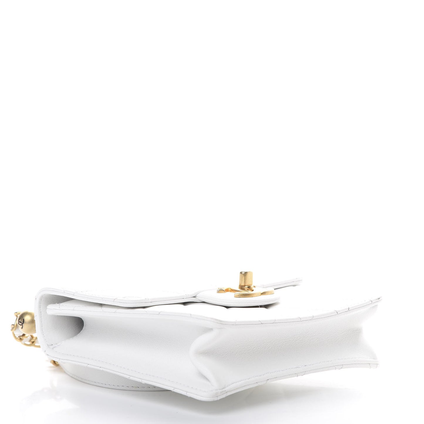Lambskin Quilted Chic Pearls Flap White