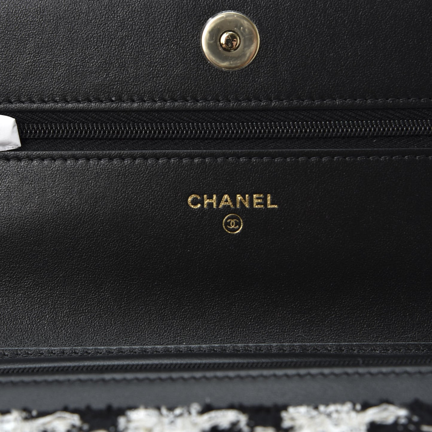 Tweed Quilted Wallet On Chain WOC Black Ecru White