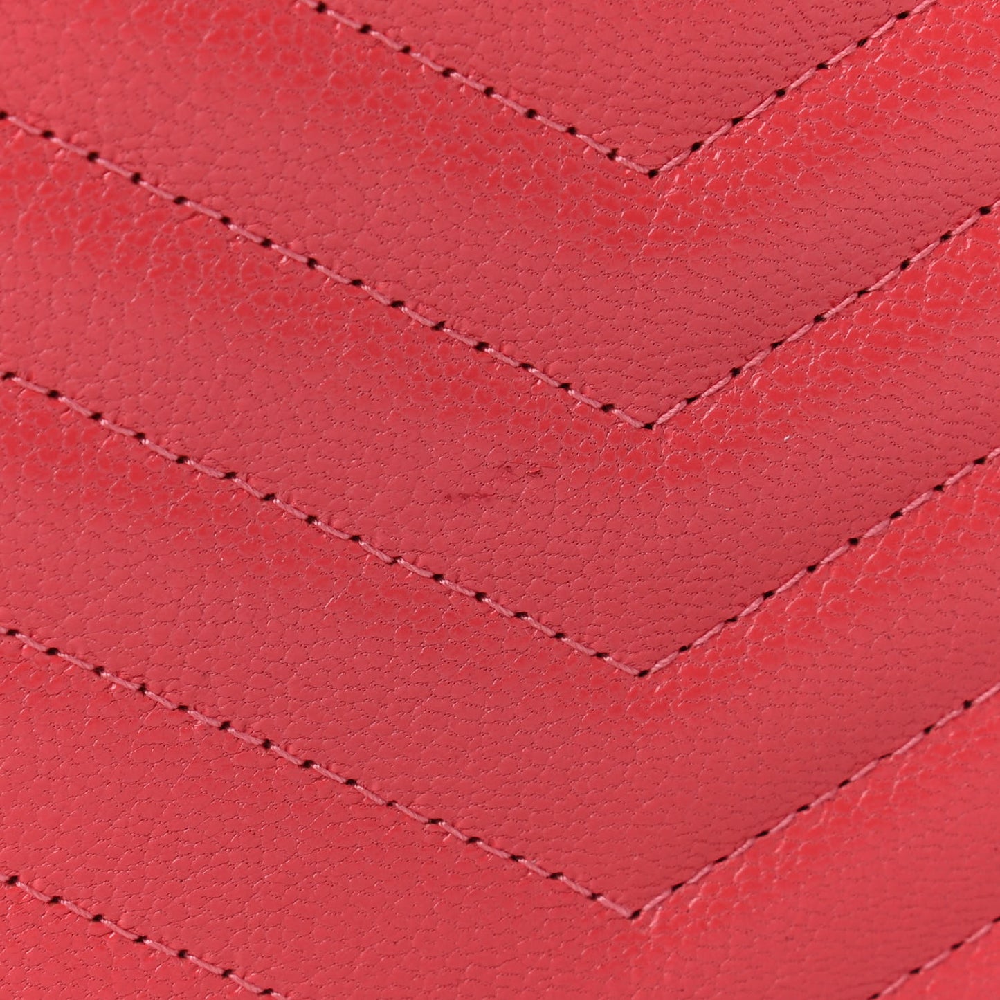Shiny Goatskin Chevron Quilted Statement Wallet On Chain WOC Red