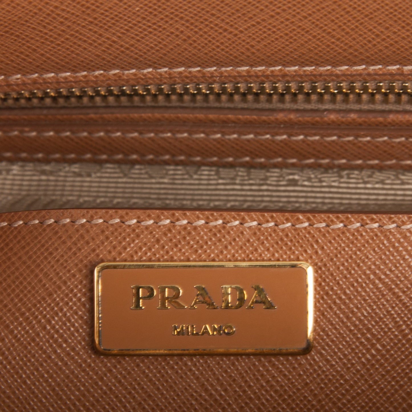 Saffiano Large Galleria Double Zip Tote Caramel
