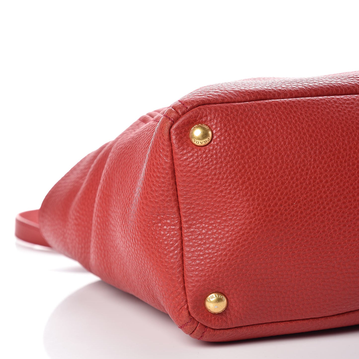 Vitello Daino Side Pocket Tote Rosso