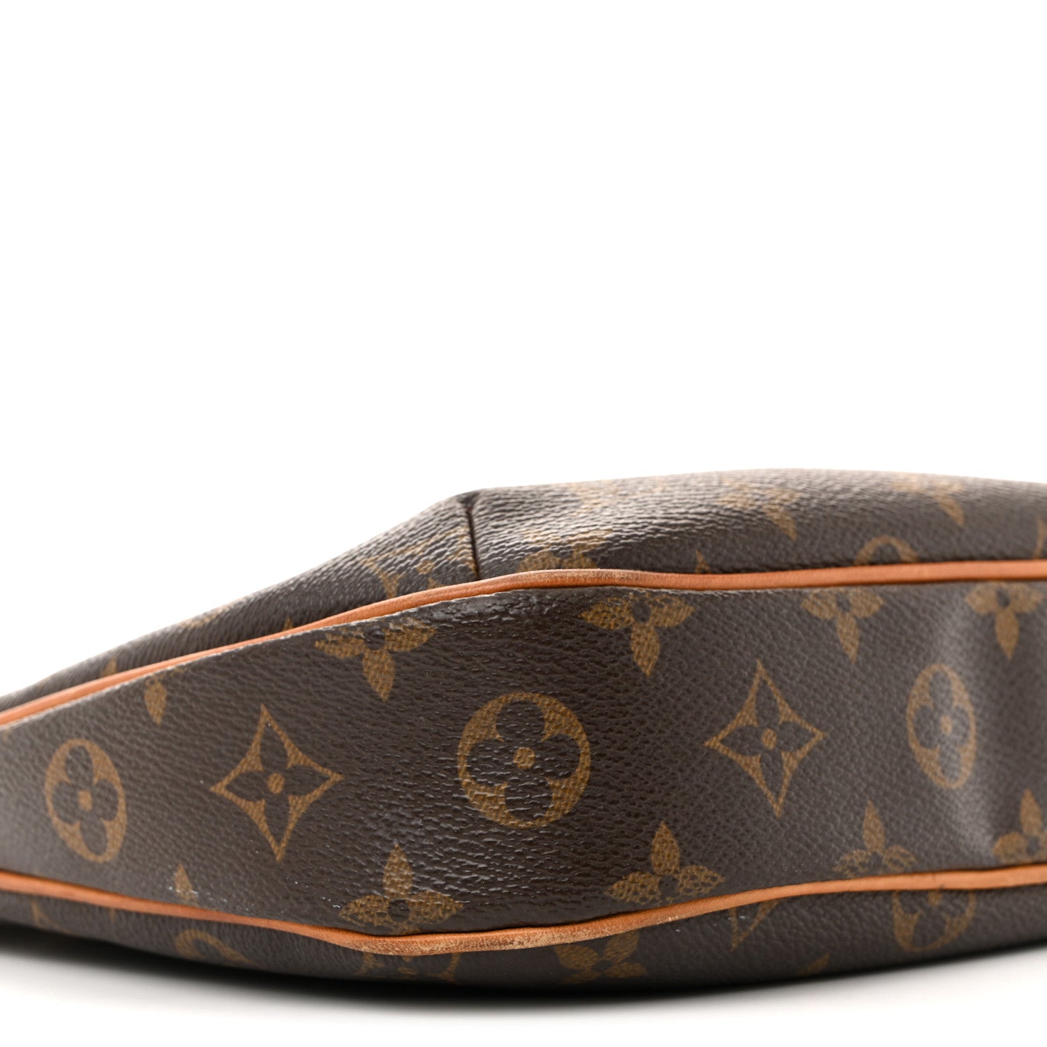 Louis Vuitton Monogram Odeon PM 9 of 16