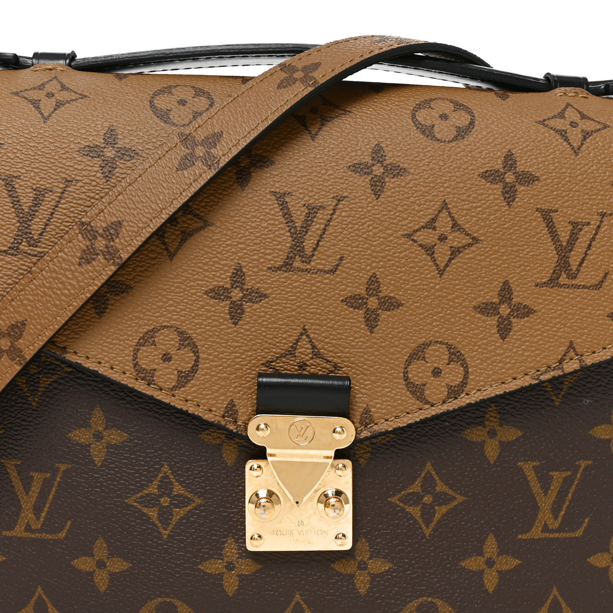 Reverse Monogram Pochette Metis