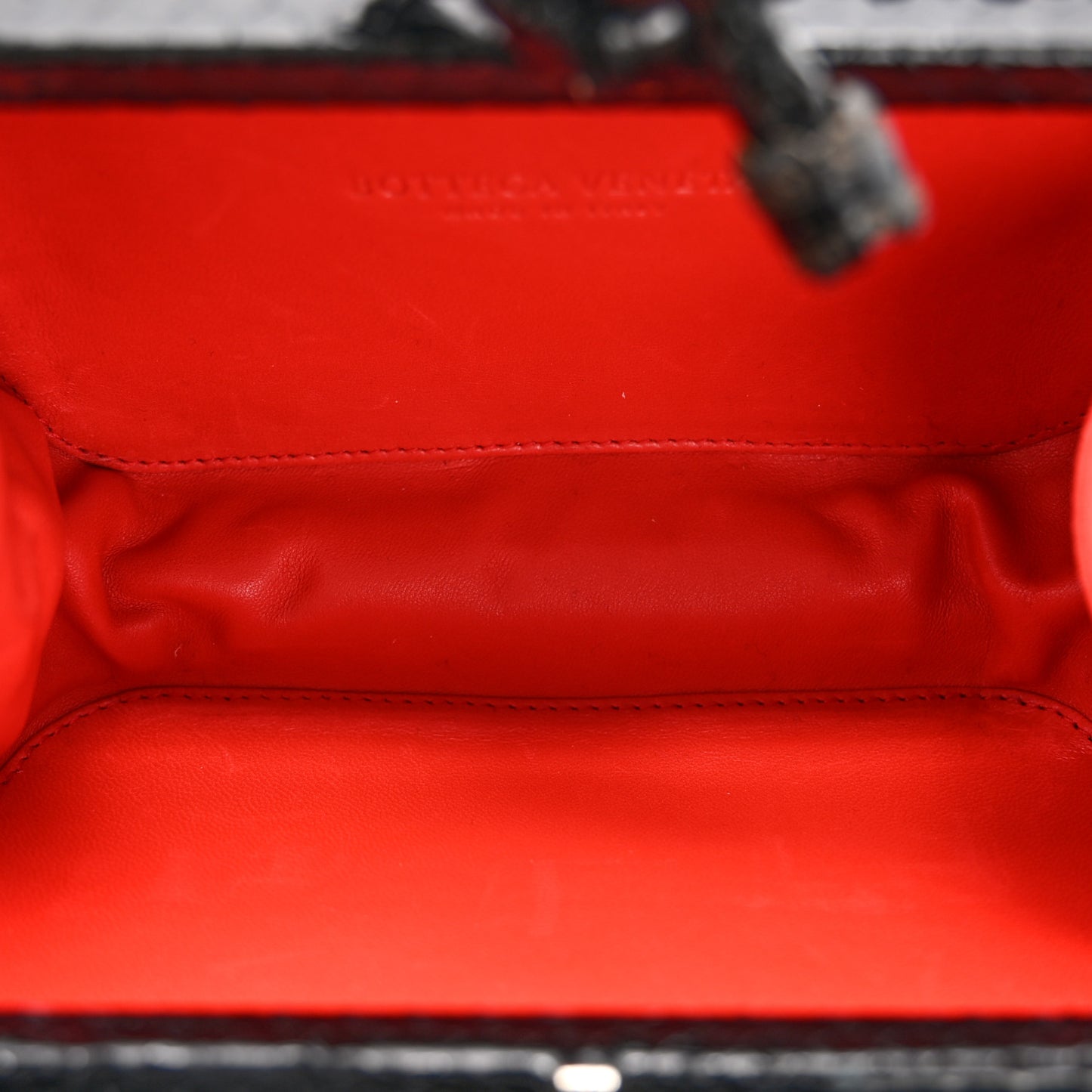 Impero Ayers Knot Clutch Black