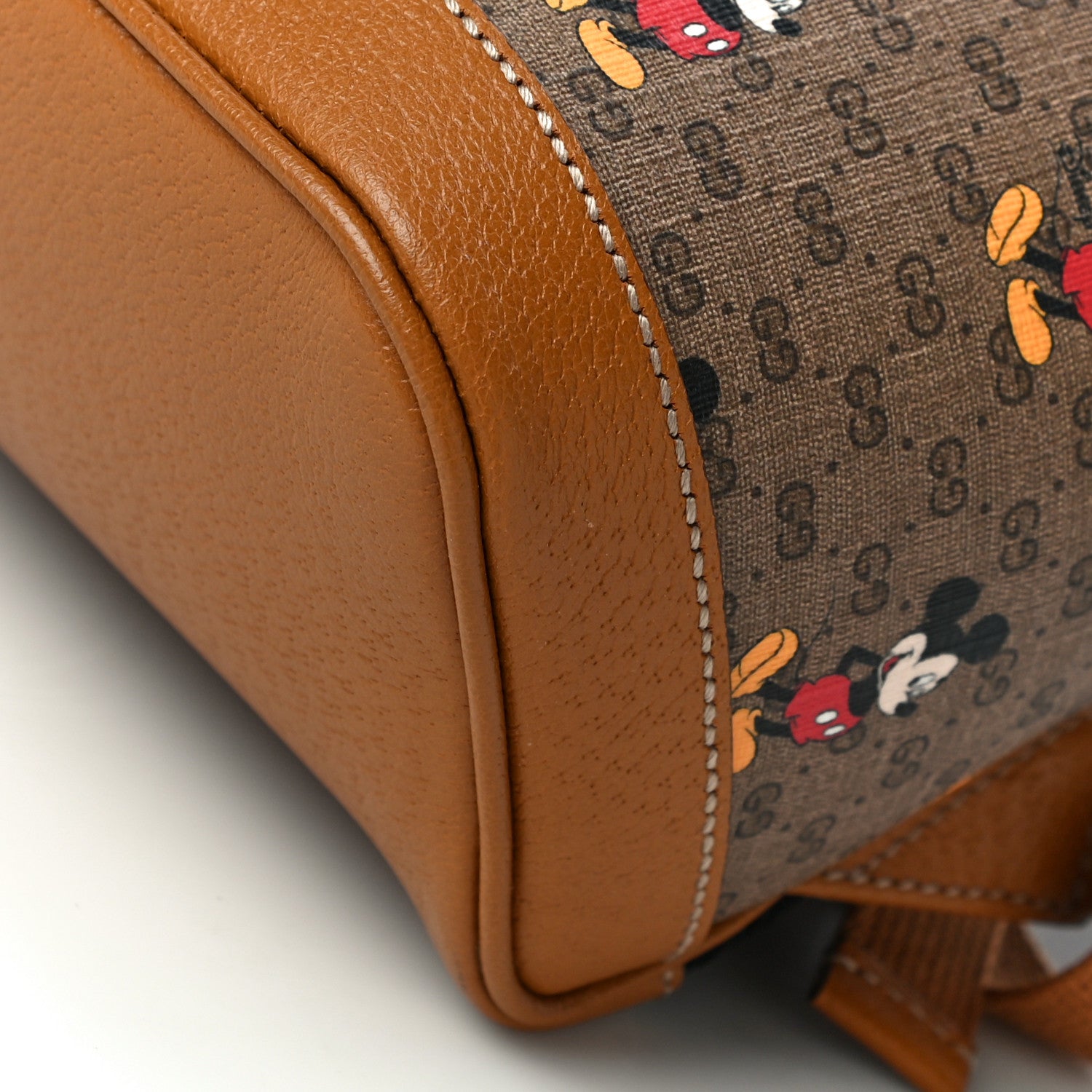 Gucci X DISNEY Mini Vintage GG Supreme Monogram Mickey Mouse Small Dome Backpack Beige Vintage Sun Oil 11 of 11