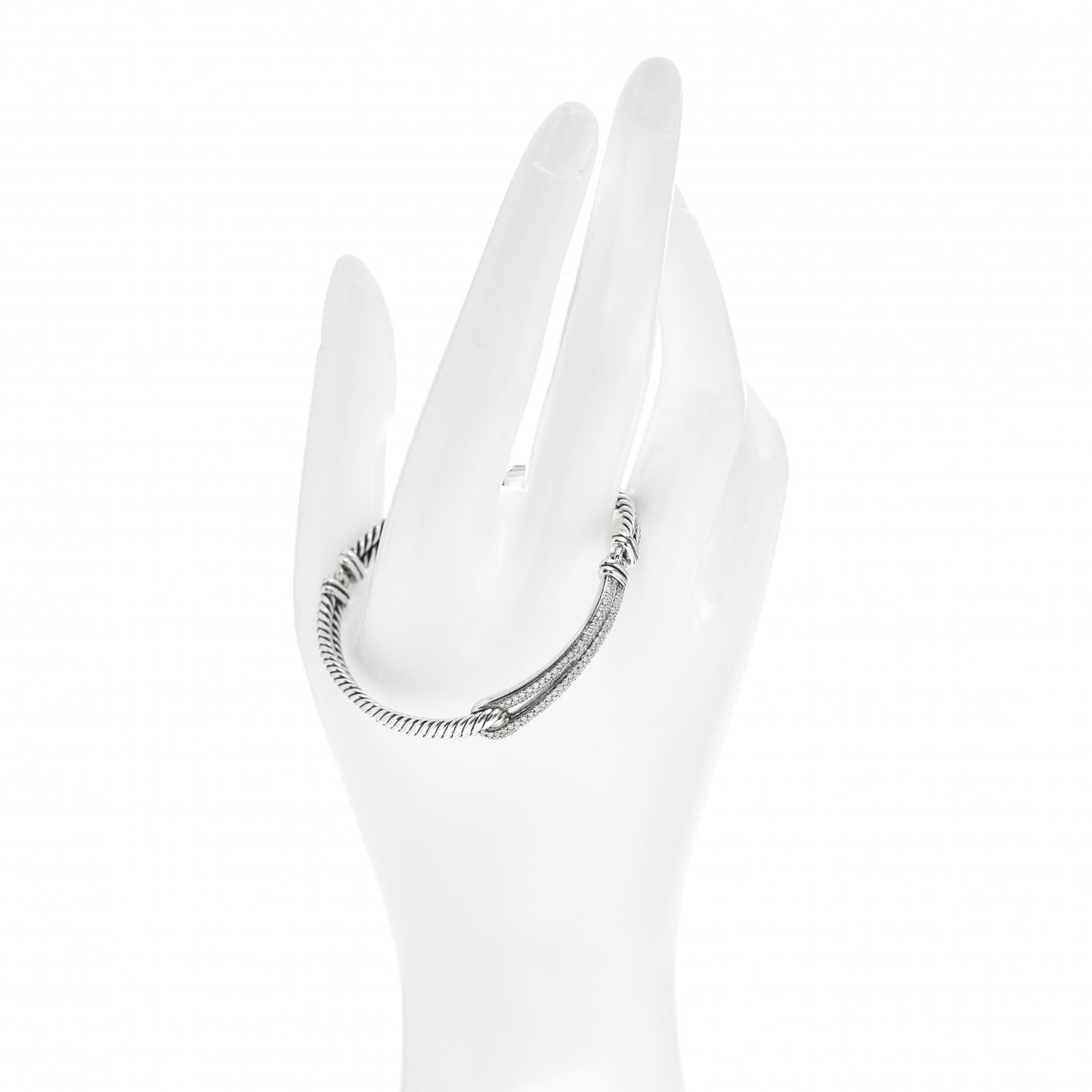 Sterling Silver Diamond 7mm Petite Pave Single Loop Labyrinth Bracelet