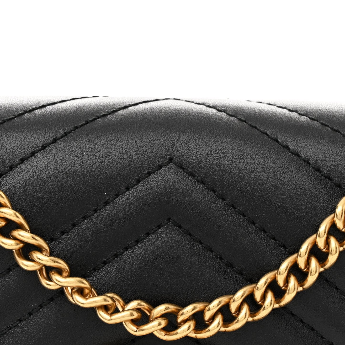 Calfskin Matelasse GG Marmont Chain Wallet Black