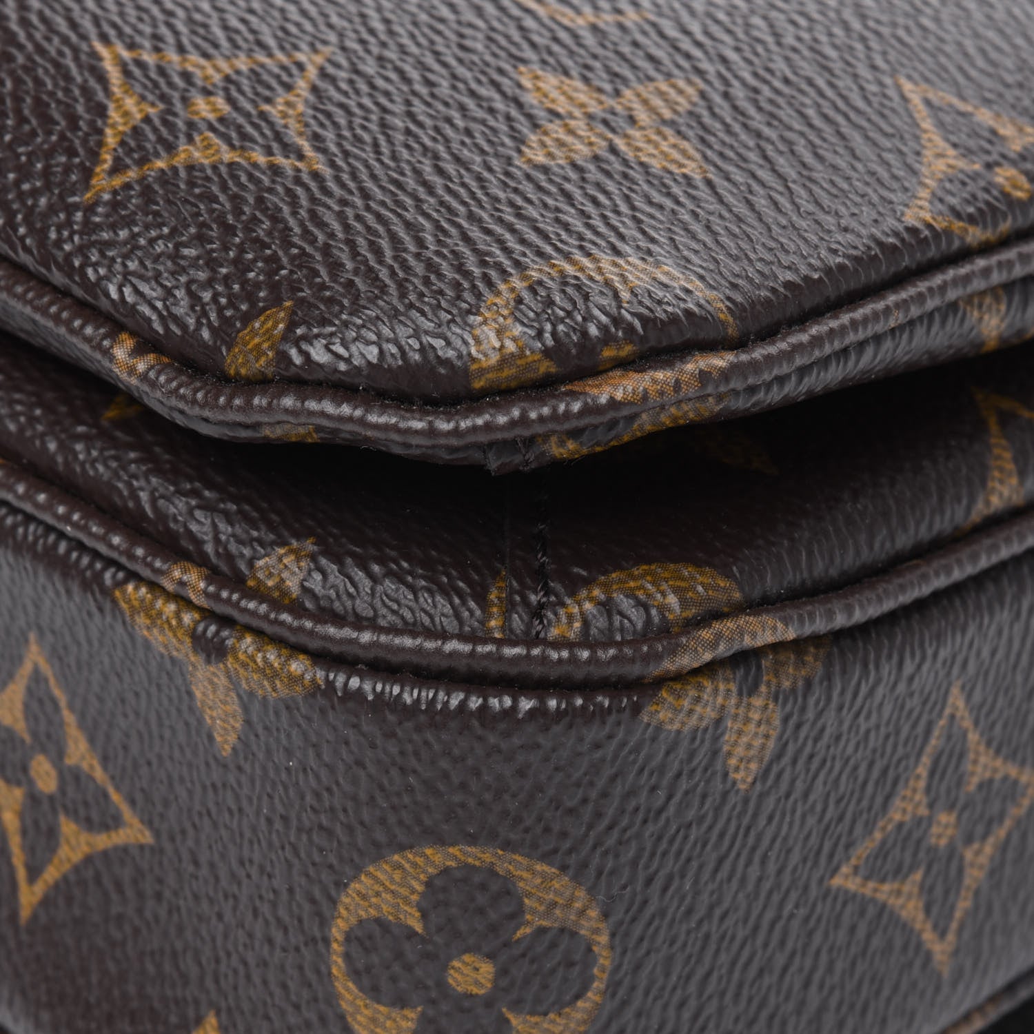 Louis Vuitton Monogram Pochette Metis 9 of 17