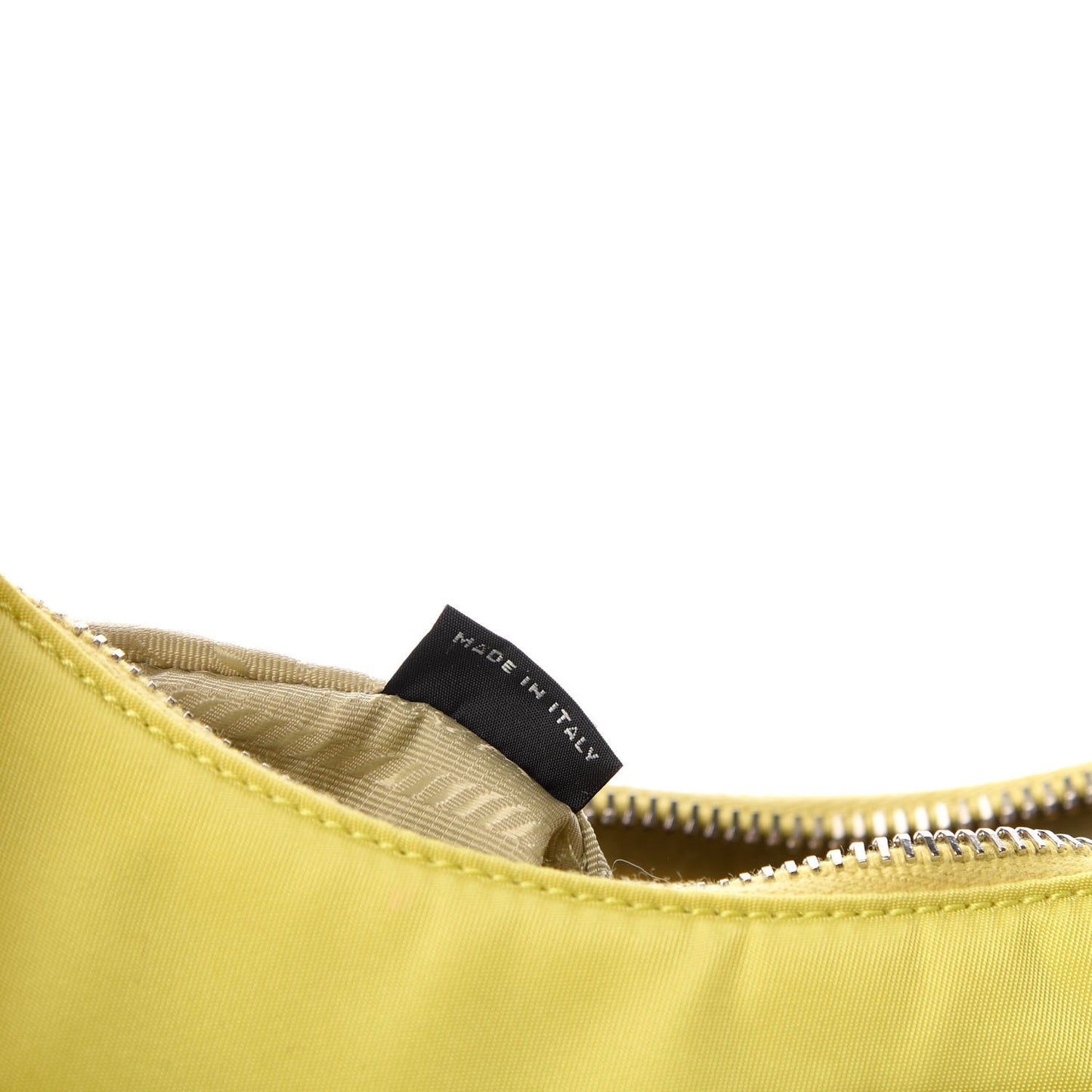 Nylon Saffiano Re-Edition 2005 Shoulder Bag Ananas