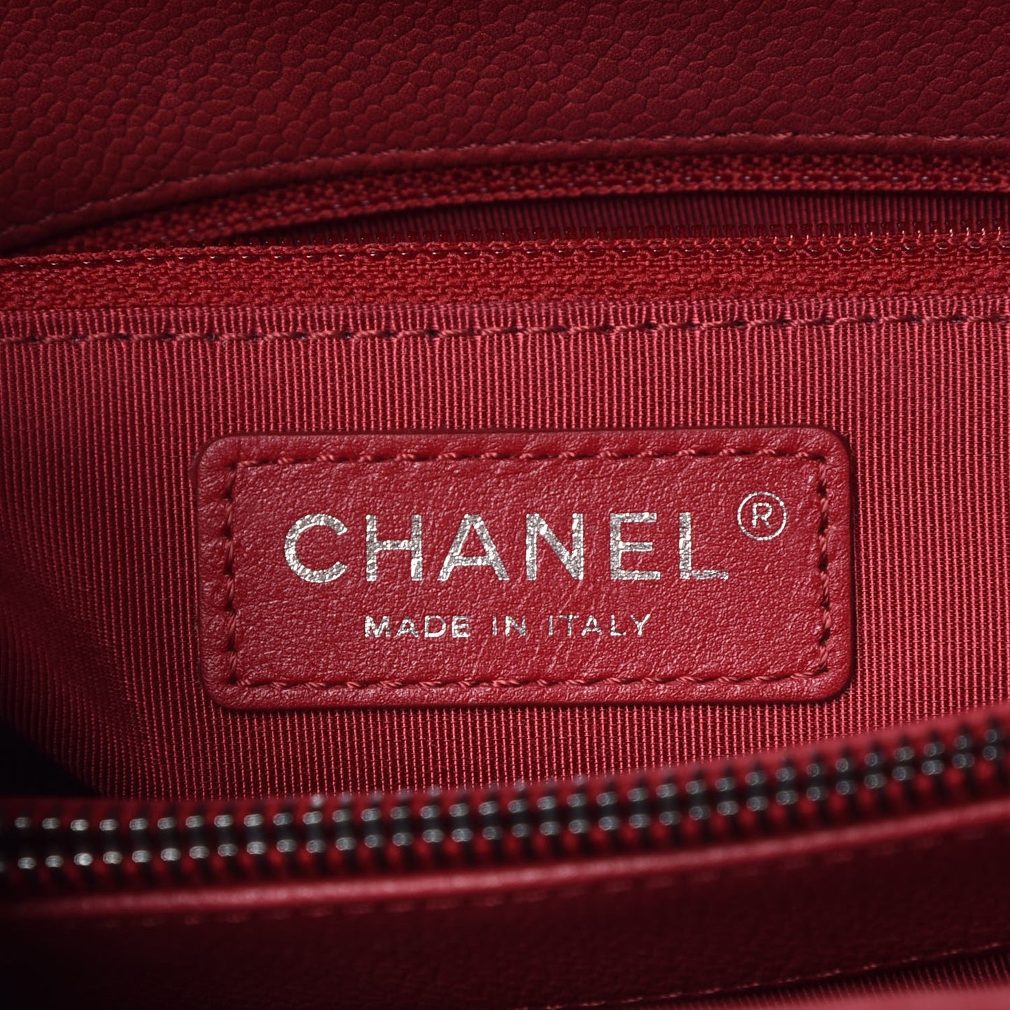 Caviar Quilted Large Casual Pocket Tote Red