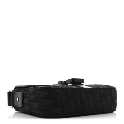Christian Dior Oblique Jacquard Grained Calfskin Small Saddle Messenger Bag Black 4 of 10