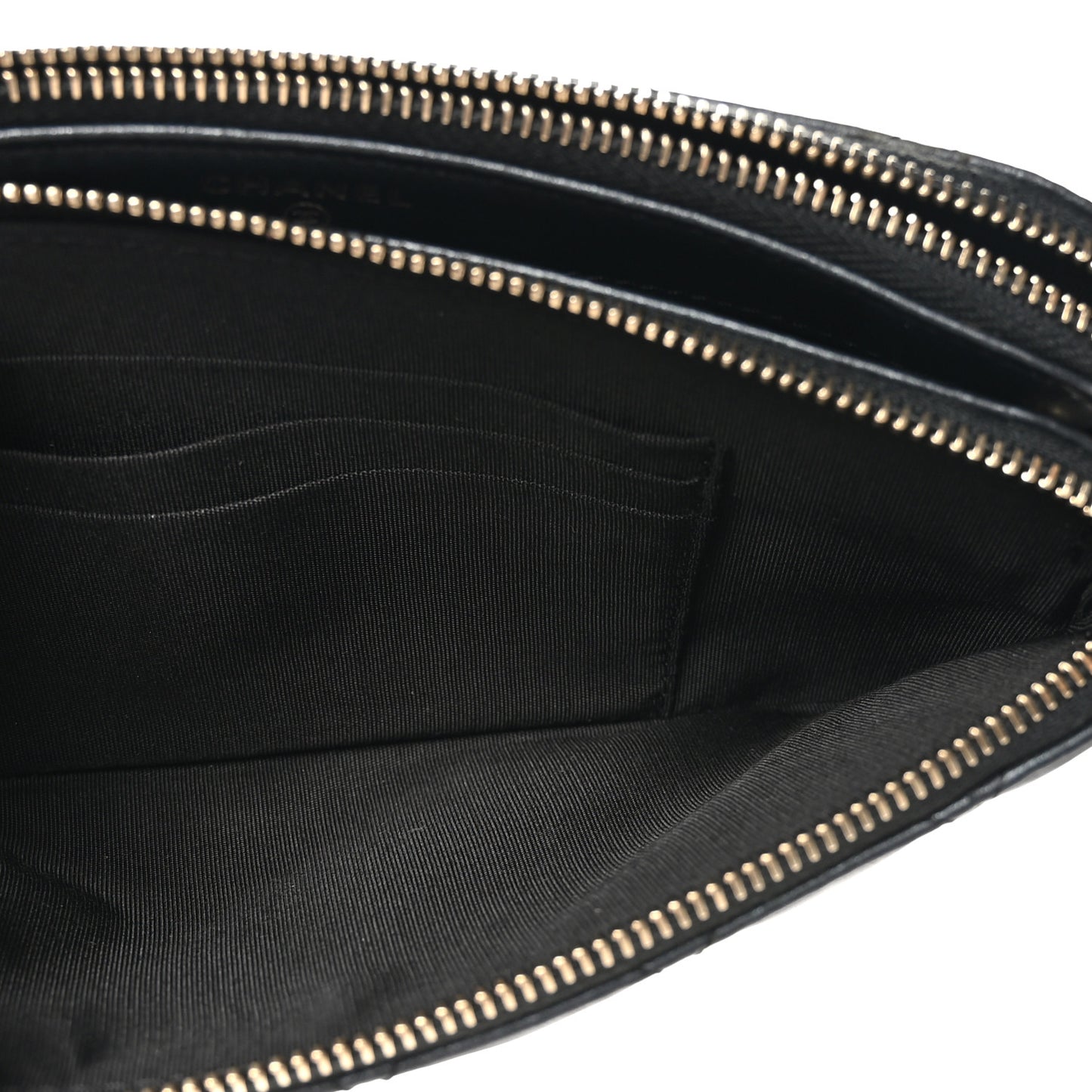 Iridescent Lambskin Quilted Pearl Clutch With Chain Black