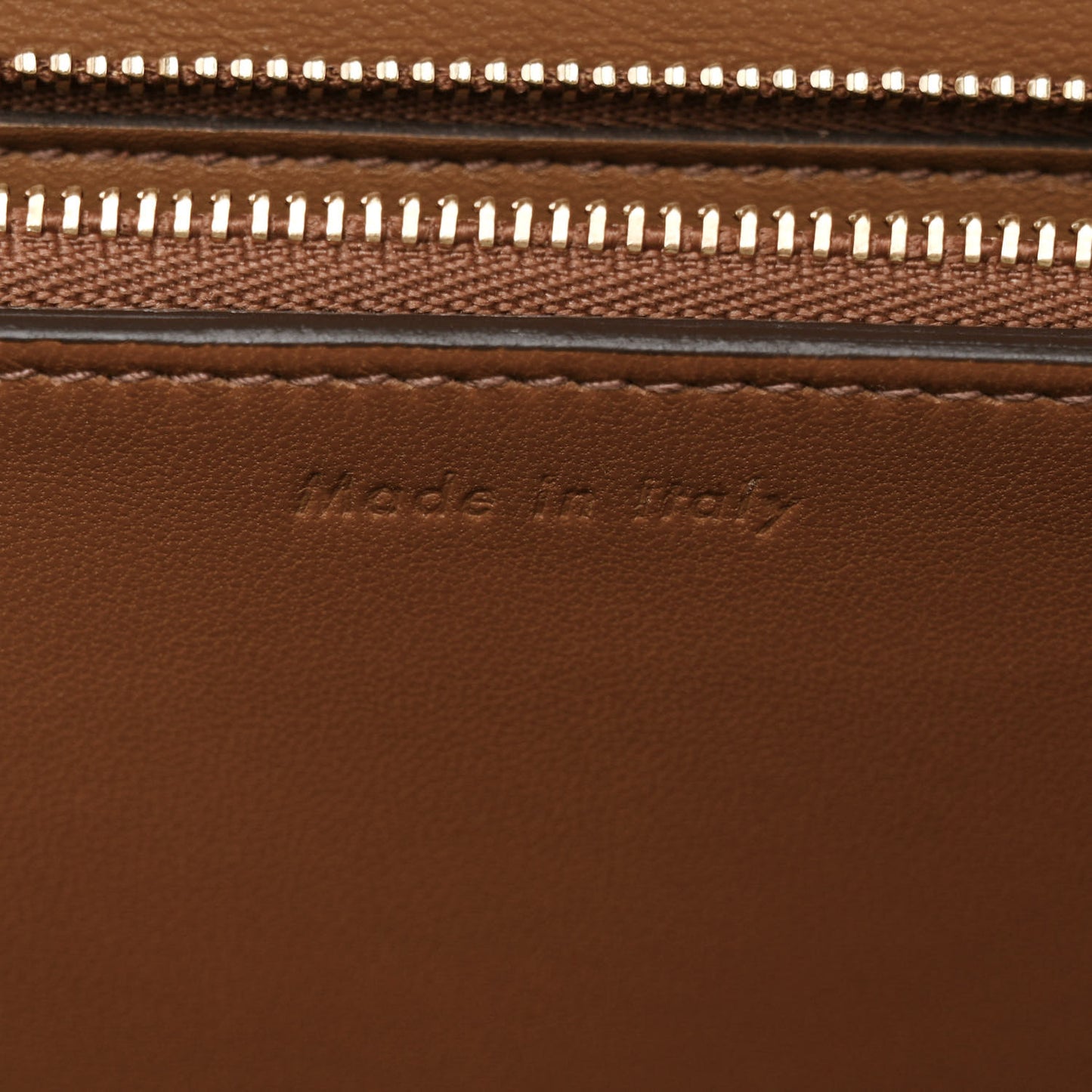 Box Calfskin Medium Classic Box Flap Bag Camel