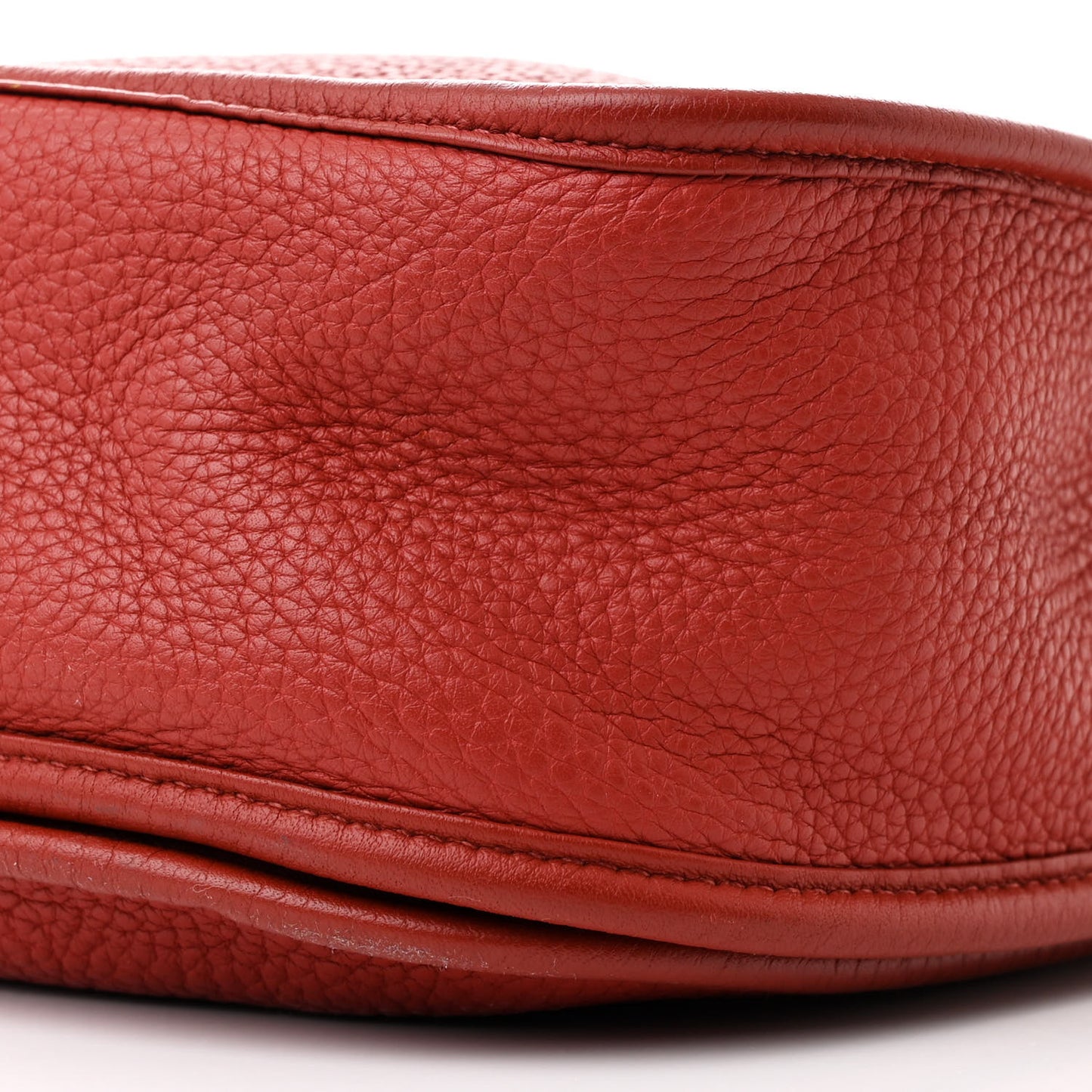 Taurillon Clemence Evelyne GM Rouge