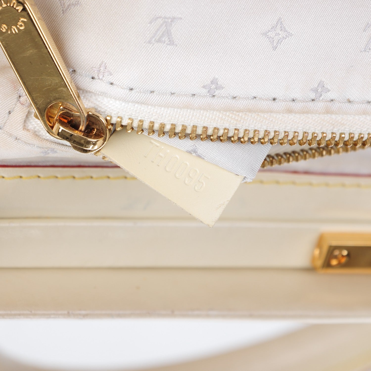 Louis Vuitton Suhali L'Ingenieux PM White 9 of 14