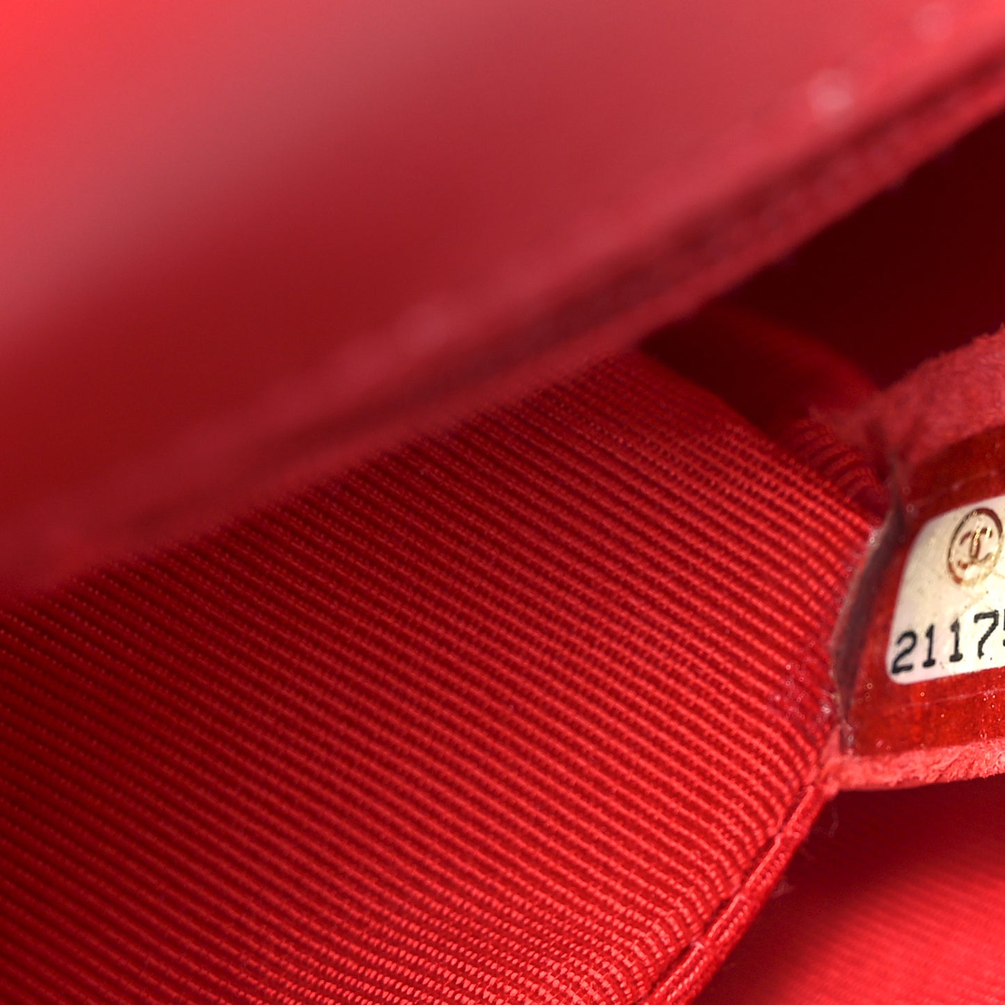 Lambskin Quilted New Medium Boy Flap Red