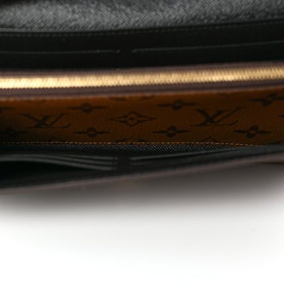 Louis Vuitton Reverse Monogram Giant Sarah Wallet 5 of 10