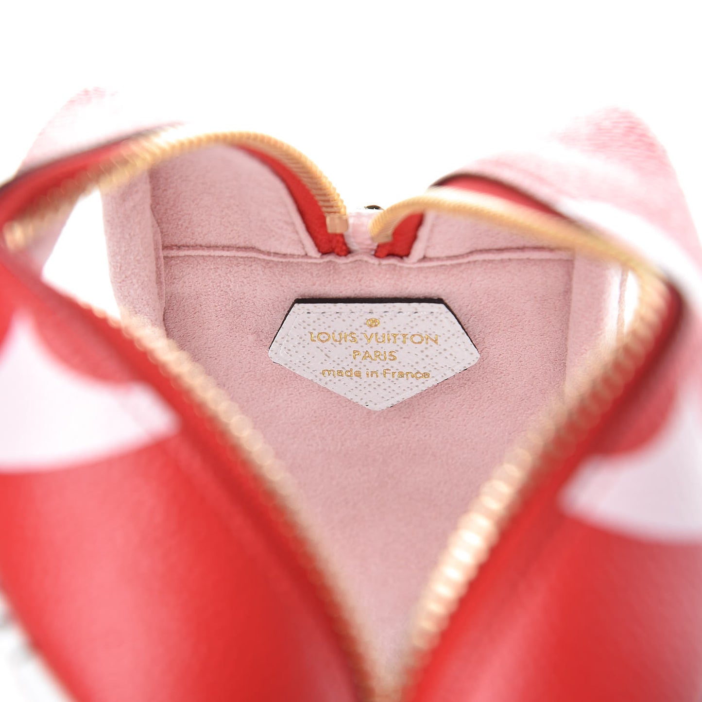 Monogram Giant Beach Pouch Rouge