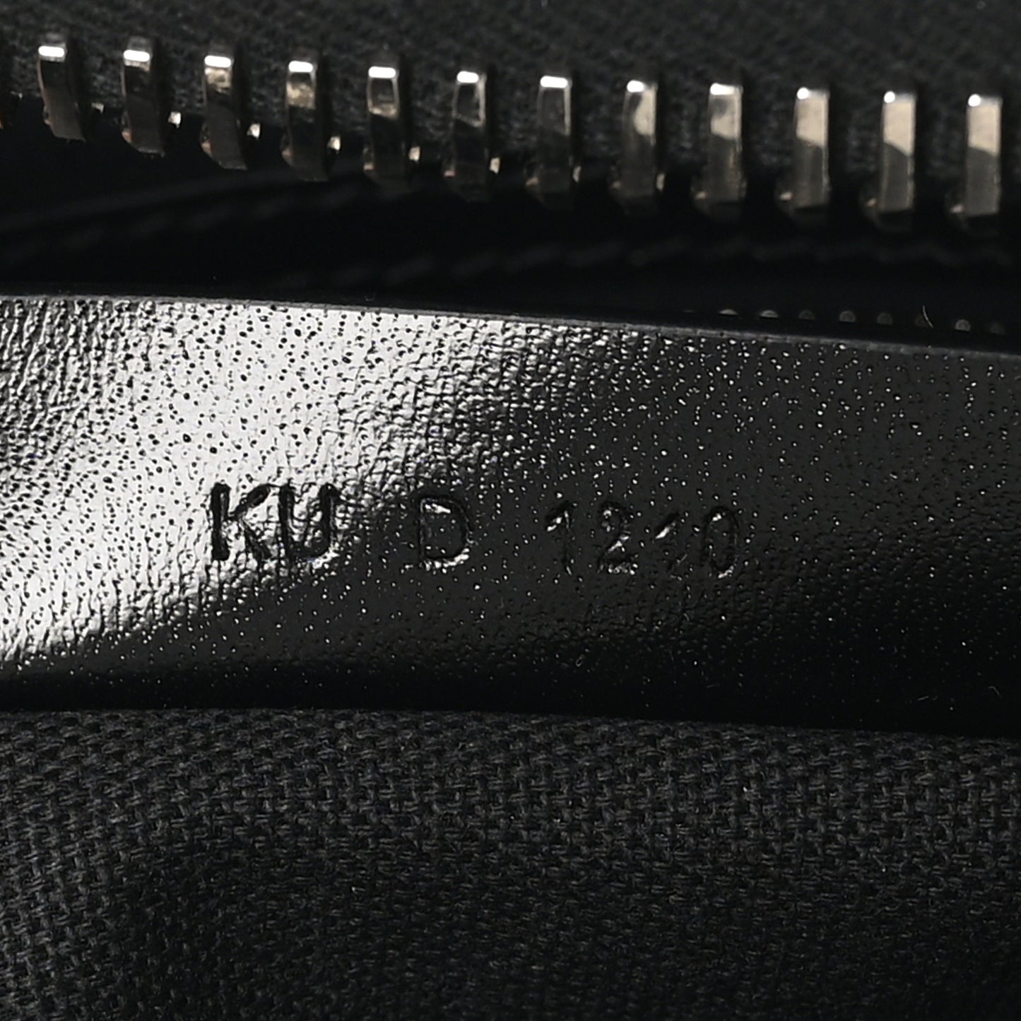 Shiny Lord Calfskin Small Antigona Black