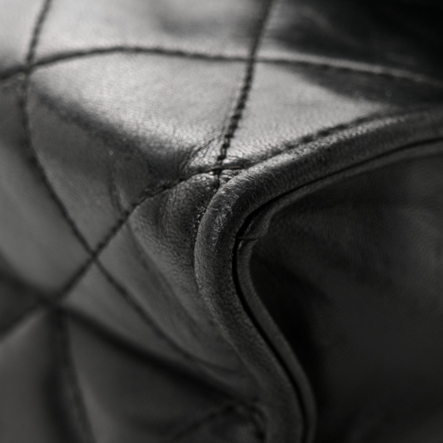 Lambskin Quilted Tassel Flap Black