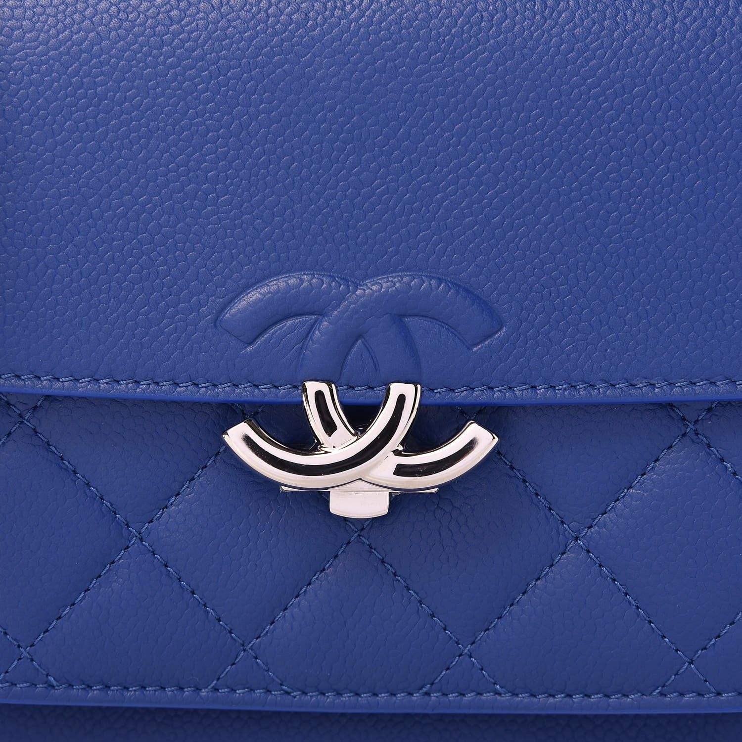 Chanel Caviar Quilted CC Box Flap Blue 8 of 11