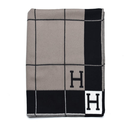 Hermes Wool Cashmere Avalon III Blanket Ecru Black 1 of 5