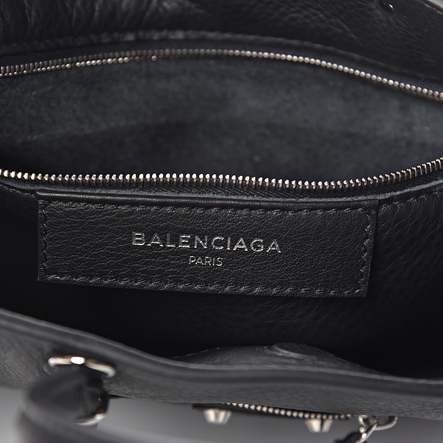 Balenciaga Veau Papier A6 Zip Around Tote Black 6 of 10