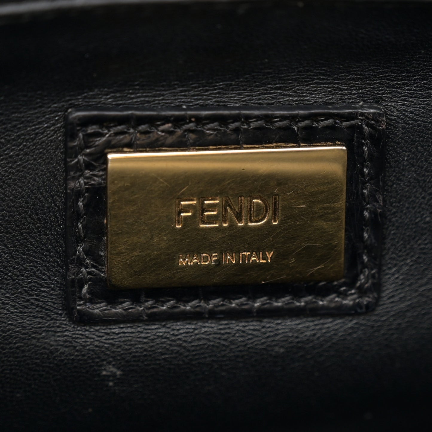 Crocodile Medium Peekaboo Iconic Satchel Black