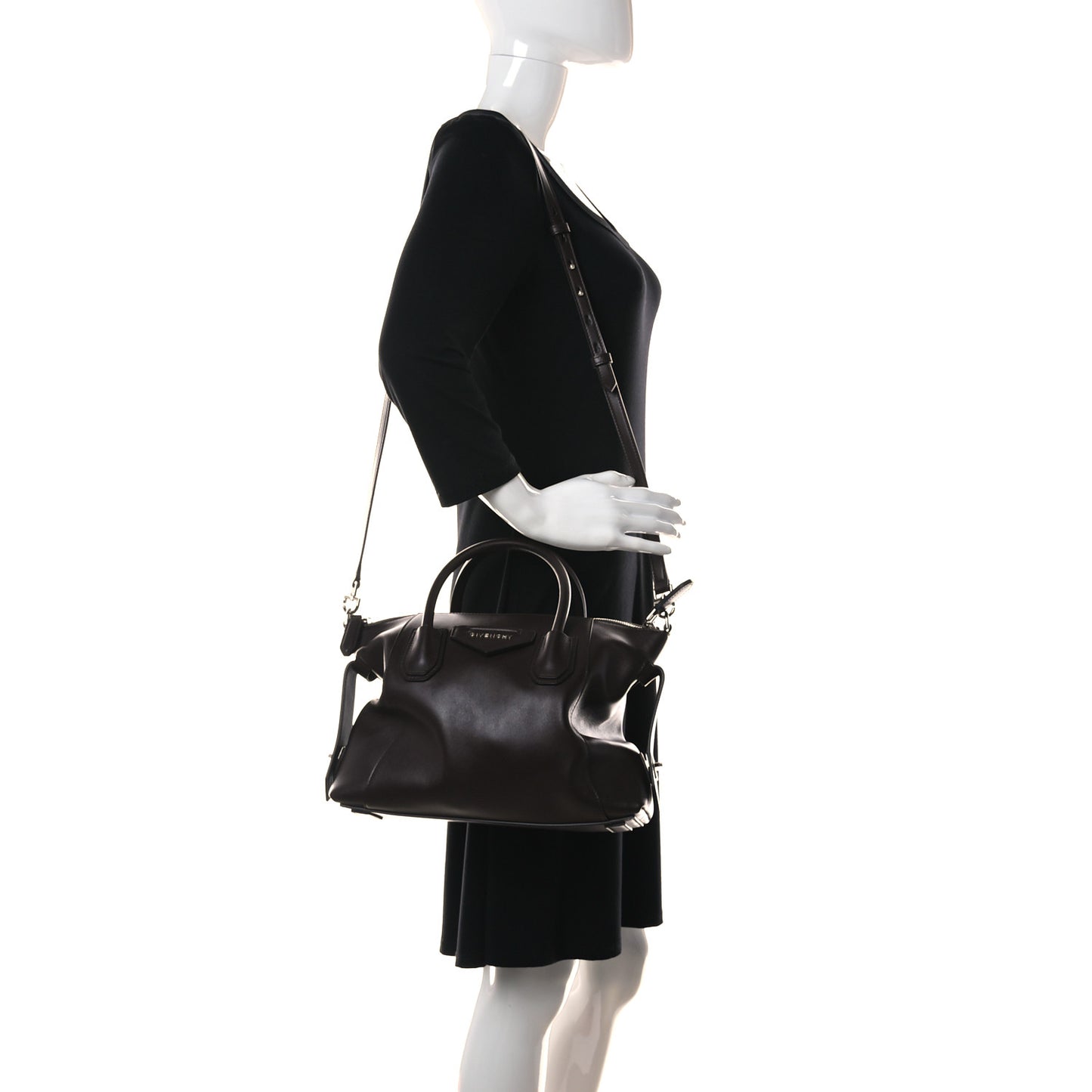 Calfskin Small Soft Antigona Chocolate