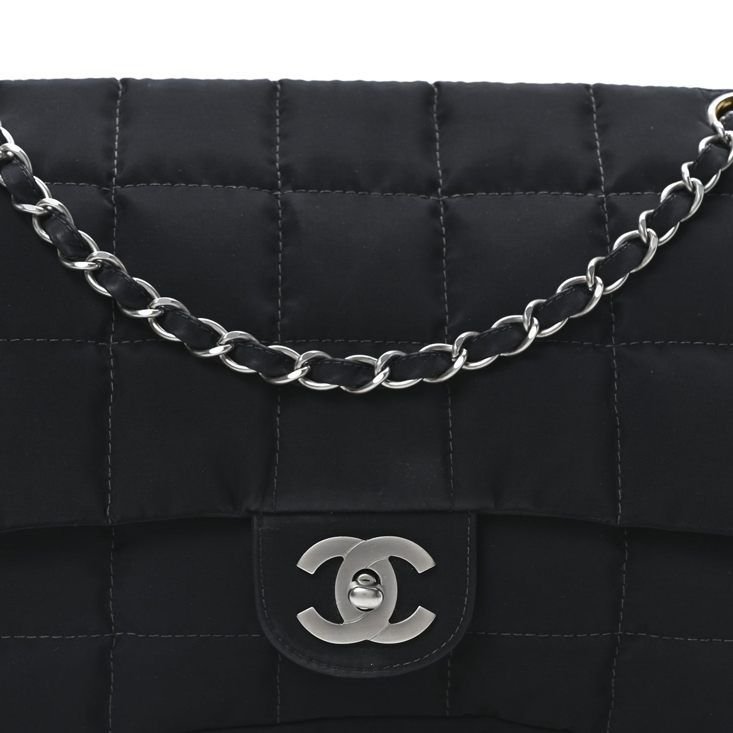Nylon Square Quilted Flap Black