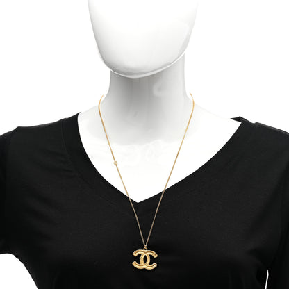 Chanel Metal CC Necklace Matte Gold 2 of 5