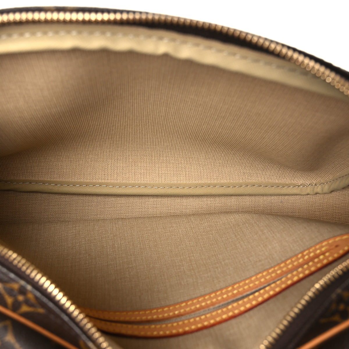 Louis Vuitton Monogram Reporter PM 5 of 11