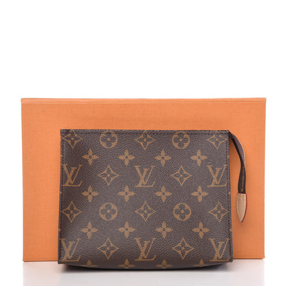 Louis Vuitton Monogram Toiletry Pouch 19 10 of 10