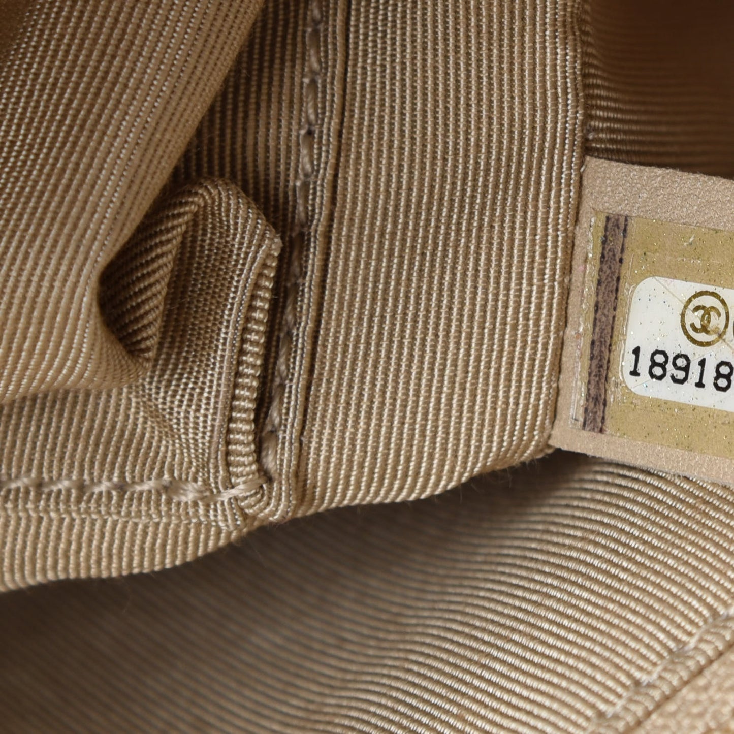 Patent Chevron Quilted New Medium Boy Flap Light Beige