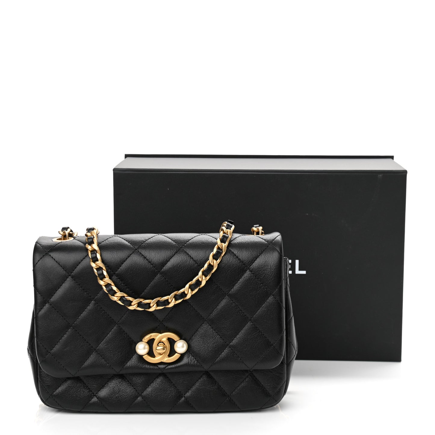 Glazed Calfskin Quilted Pearl Side Flap Black