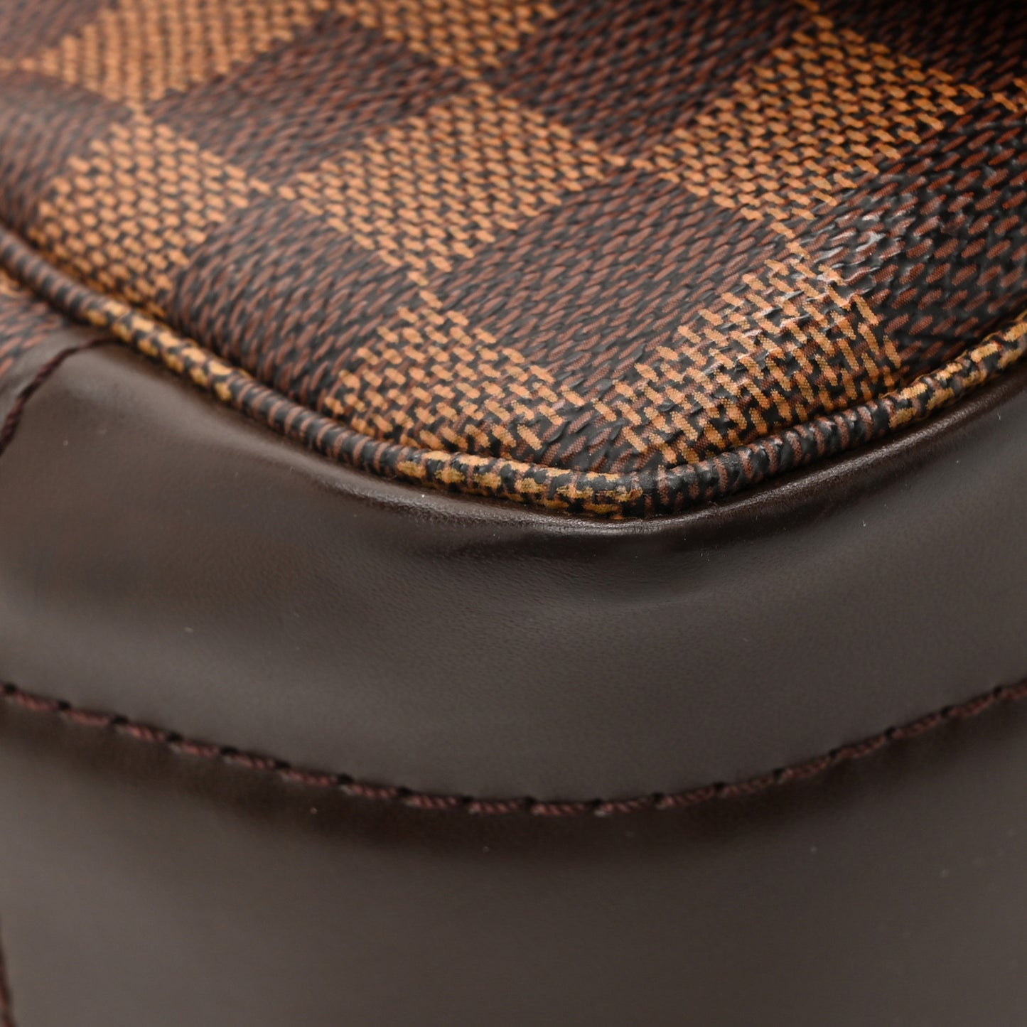 Damier Ebene Bastille Messenger