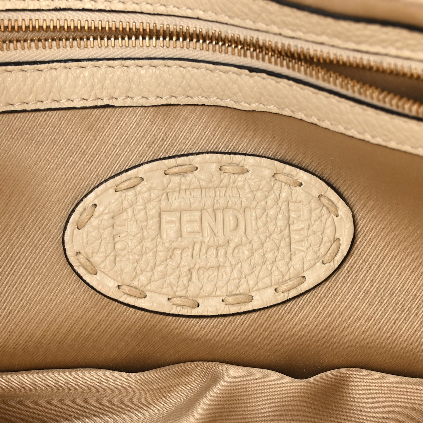 Wool Cuoio Romano Selleria FF 1974 Baguette 1997 Beige Cammello Camelia