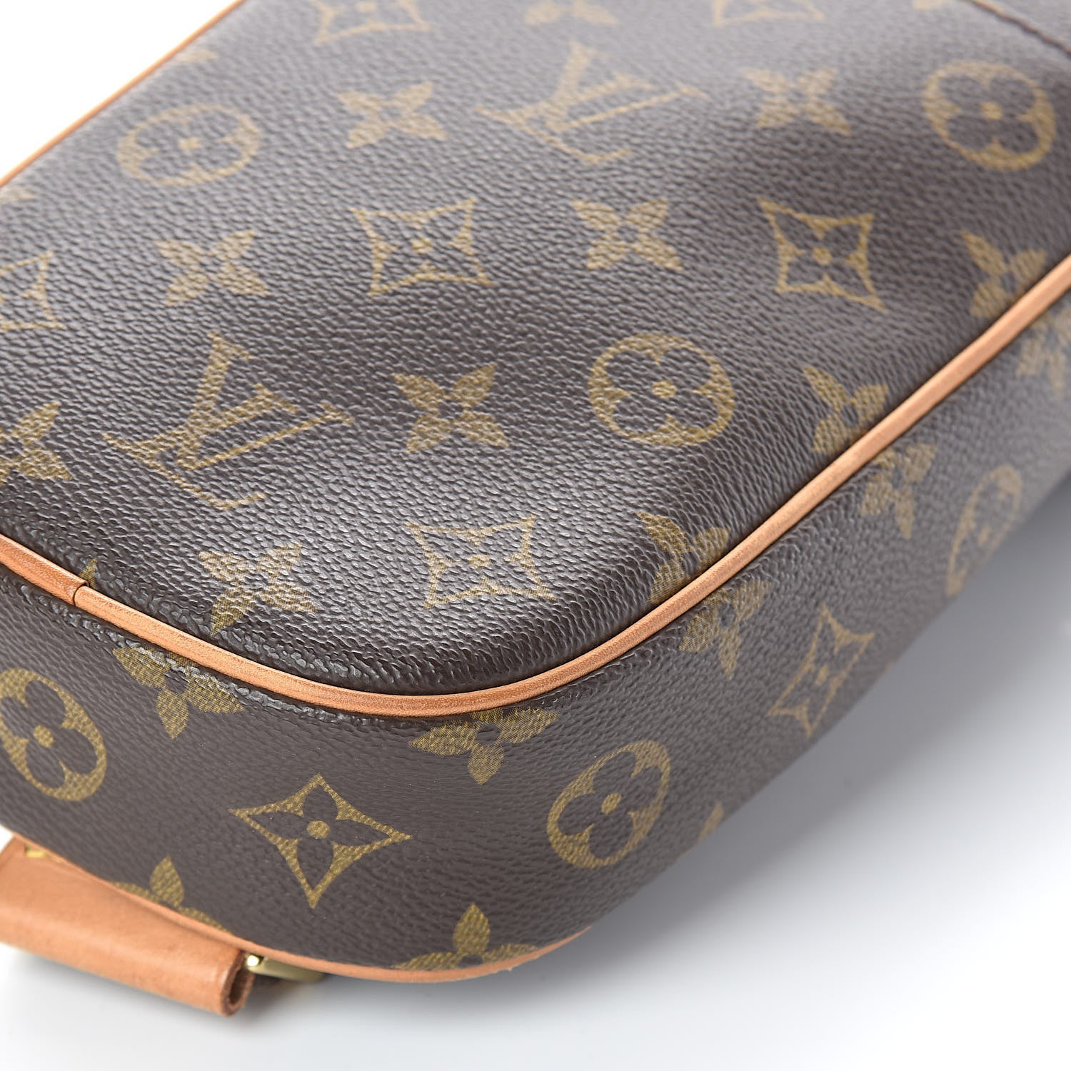 Louis Vuitton Monogram Pochette Gange 8 of 8