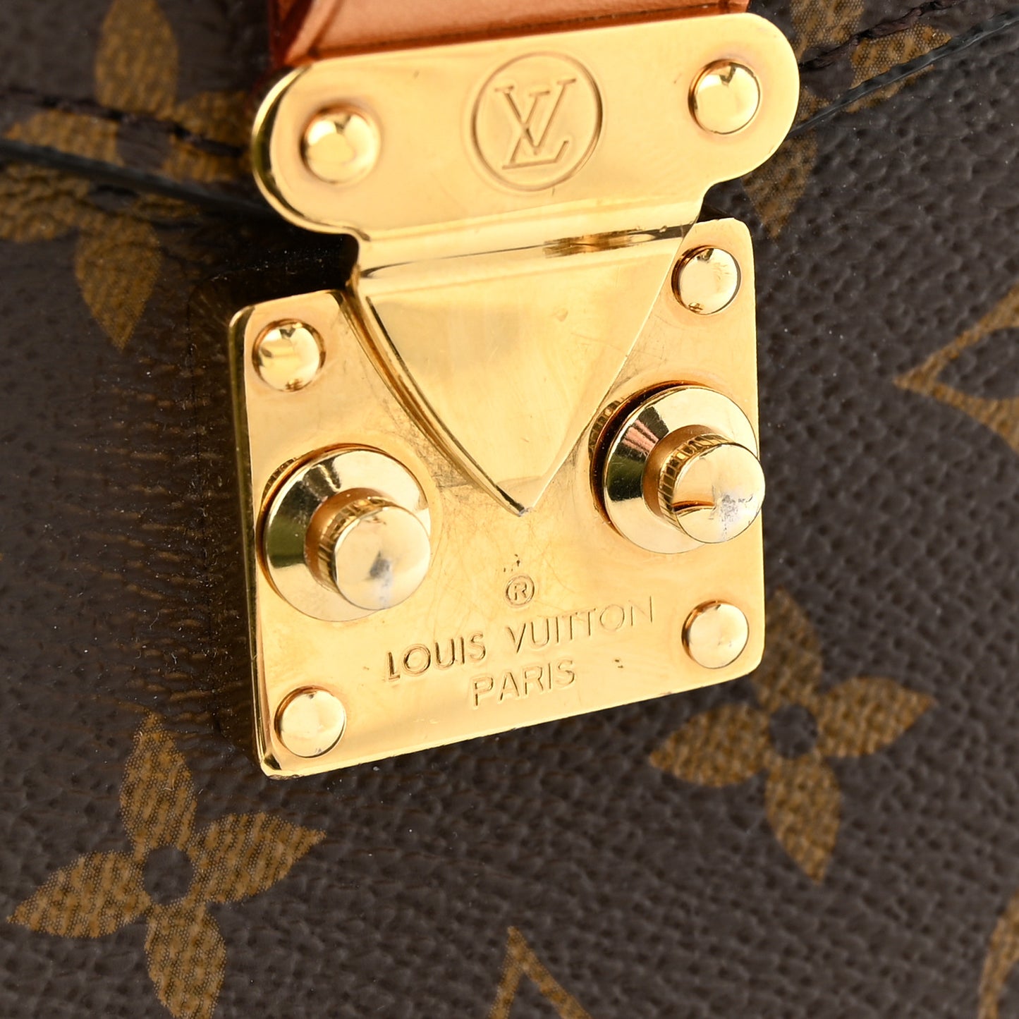 Monogram Pochette Metis