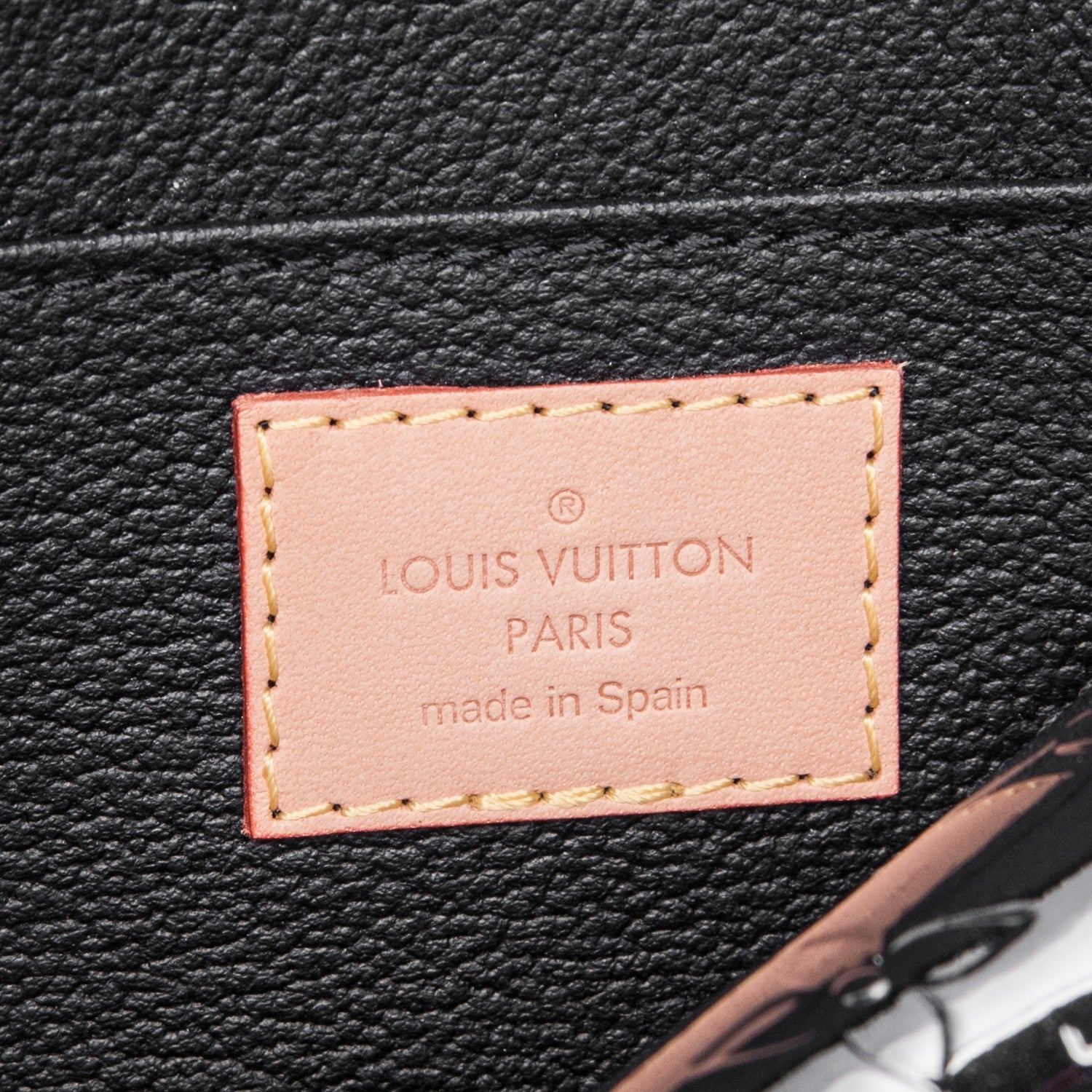 Louis Vuitton Vernis Cosmetic Pouch Noir Magnetique 6 of 7