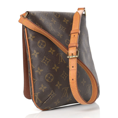 Louis Vuitton Monogram Musette Salsa 3 of 12