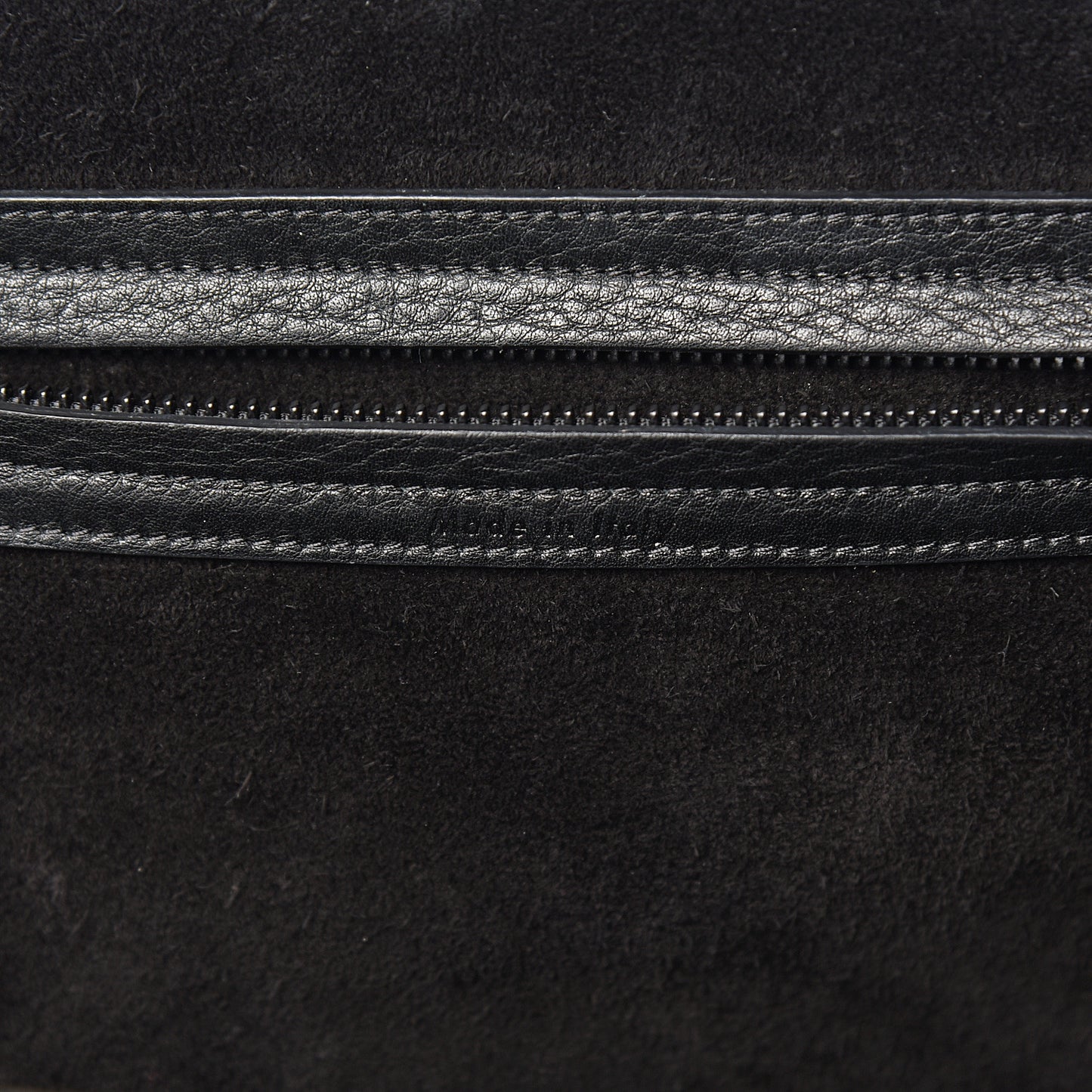 Supple Calfskin Medium Phantom Luggage Black