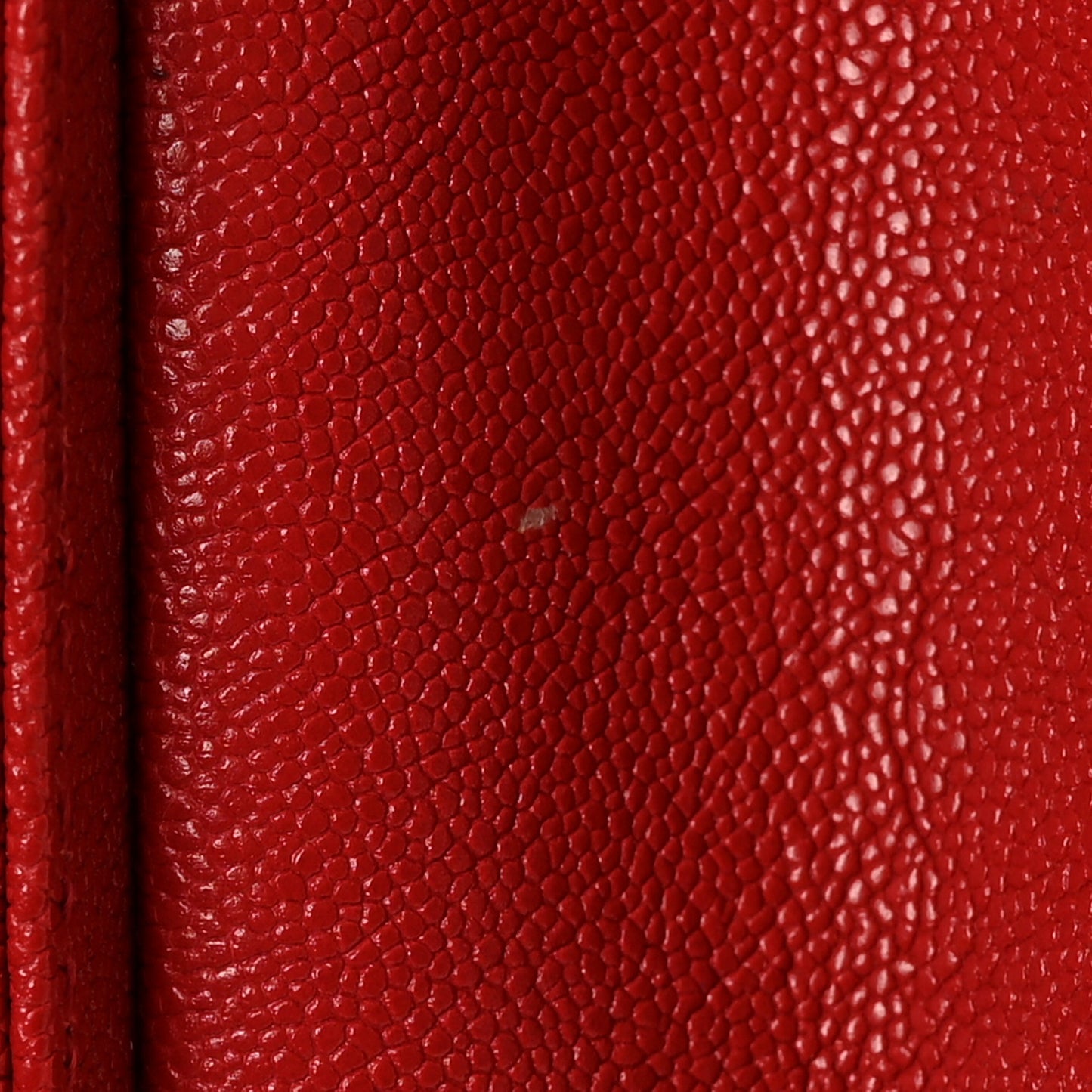 Caviar Quilted Medium Boy Flap Red