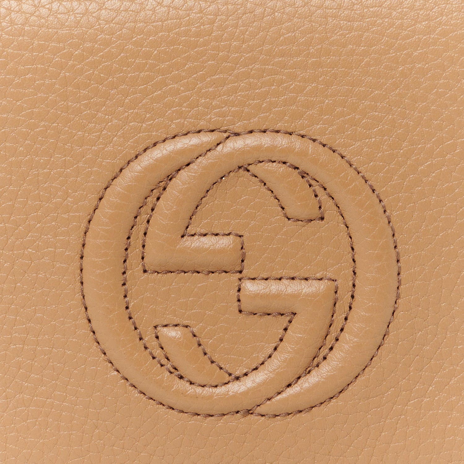 Gucci Pebbled Calfskin Soho Wallet On Chain Camelia 7 of 9