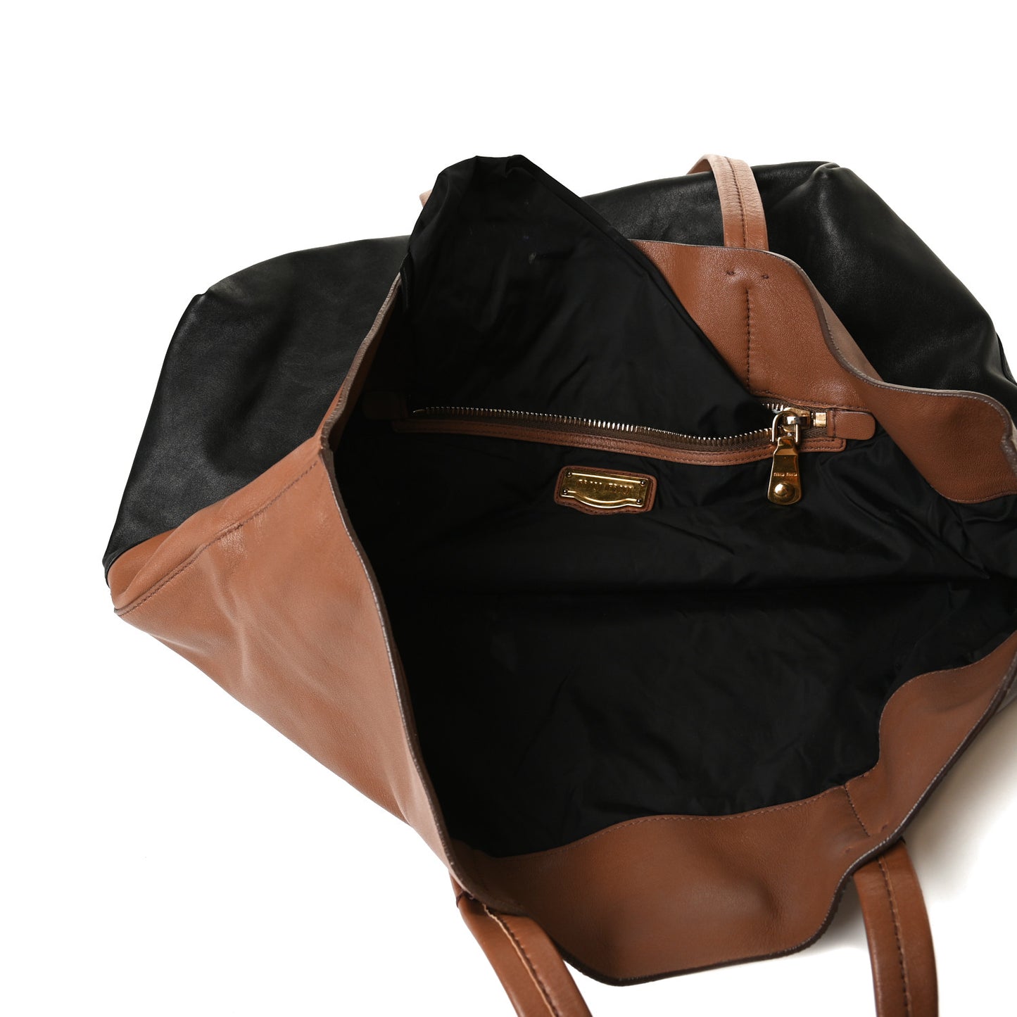 Vitello Soft Calf Tote Black Cannella