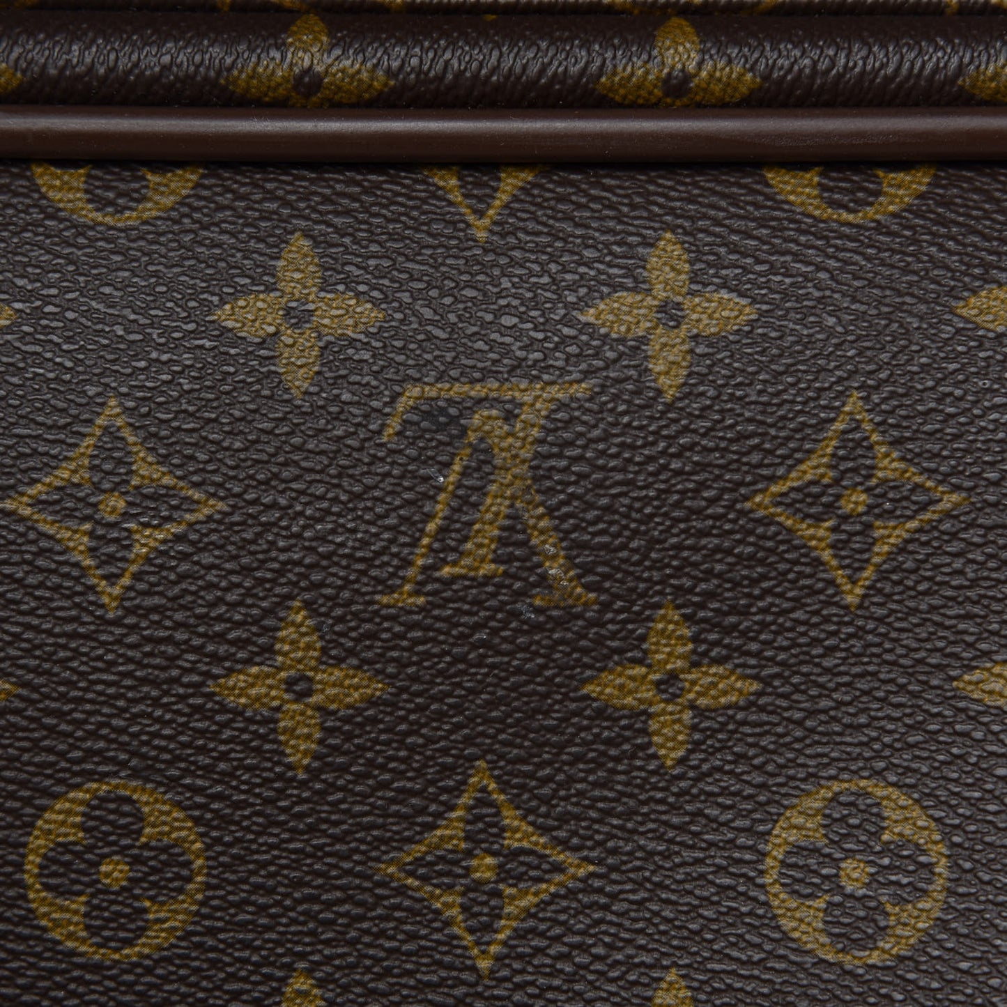 Monogram Satellite 70