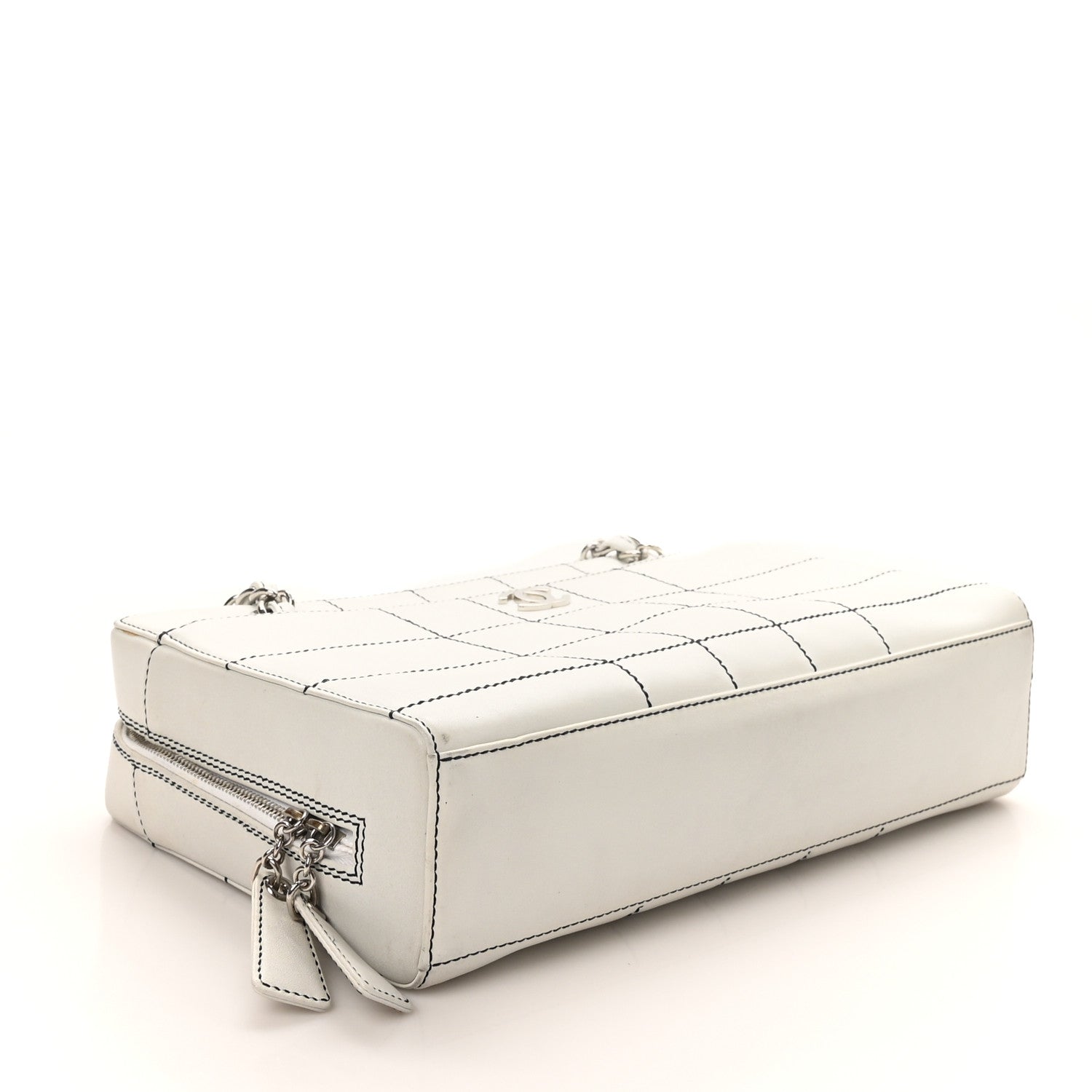 Chanel Lambskin Stitched Chocolate Bar Shoulder Bag White 4 of 10